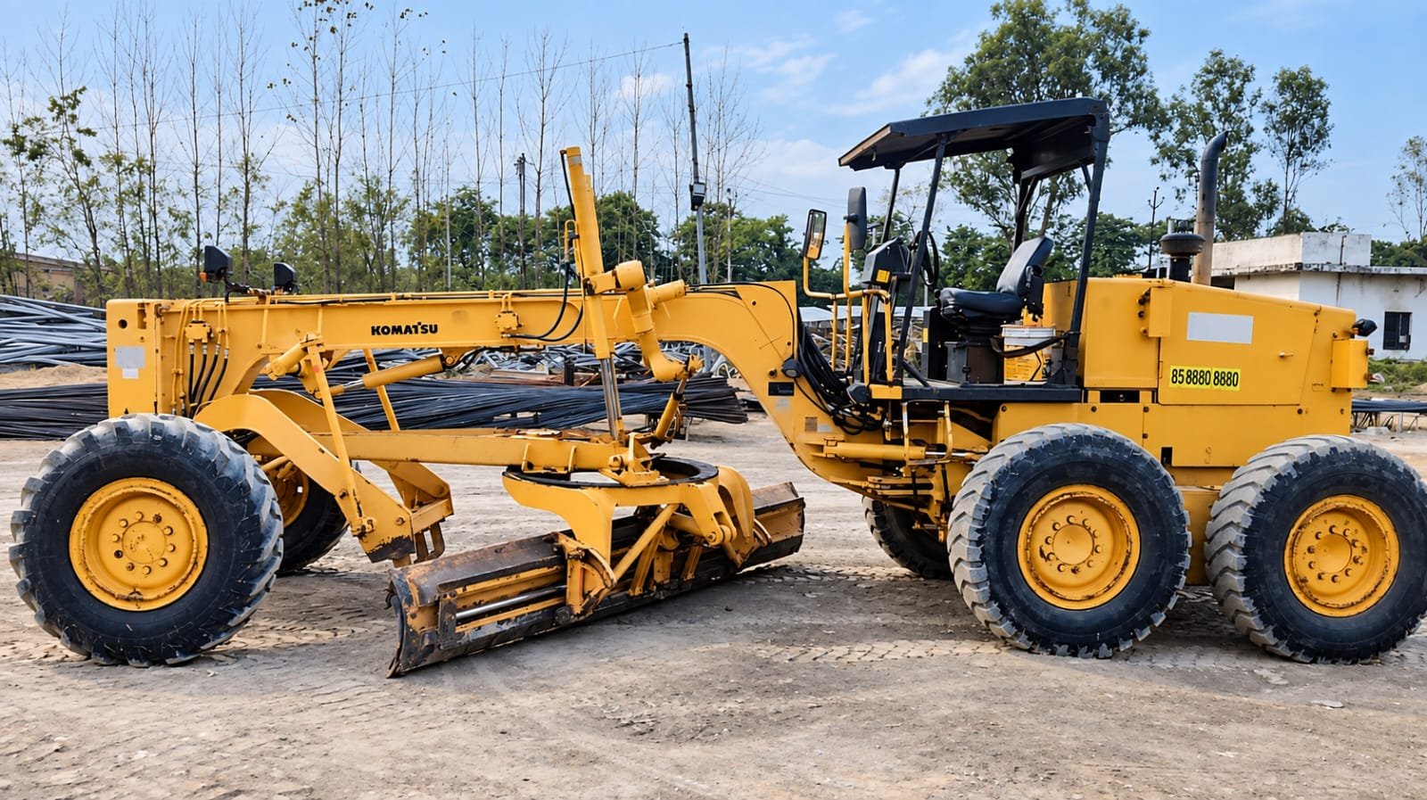 Komatsu GD511A